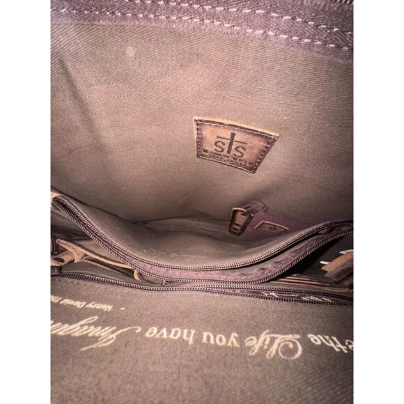 STS Ranchwear Cowhide & Leather Tote Bag With Pockets 18x13 Inches Brown & White - Picture 6 of 10